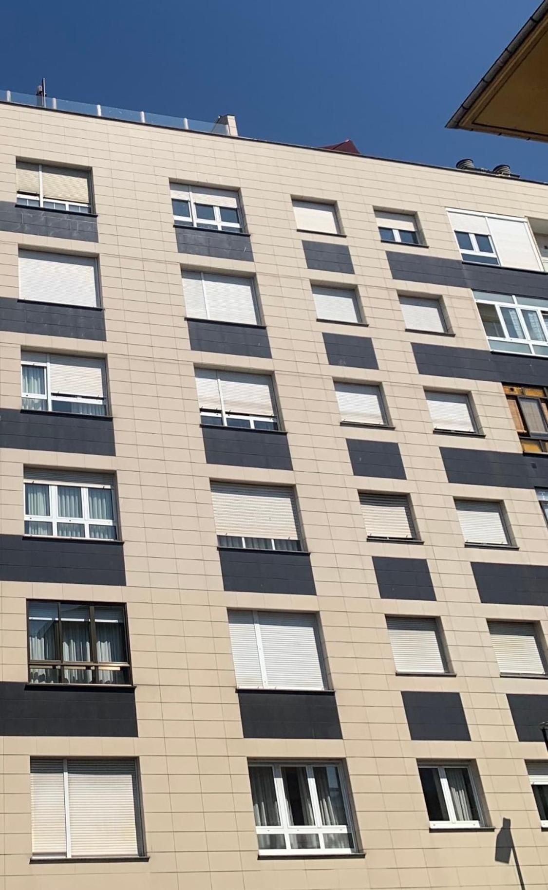 Lujoso Atico Entre 2 Playas Con Garaje, Terraza, Vistas Y Wifi Lägenhet Gijón Exteriör bild
